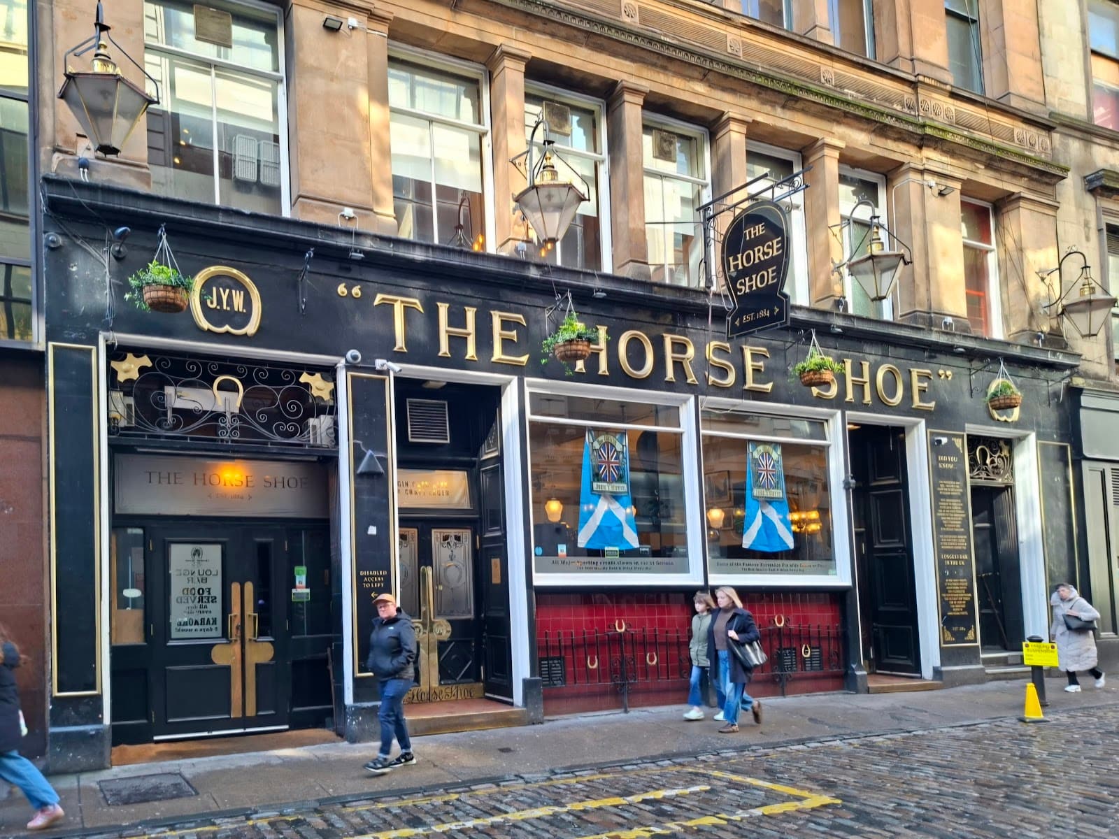 Horseshoe Bar Glasgow