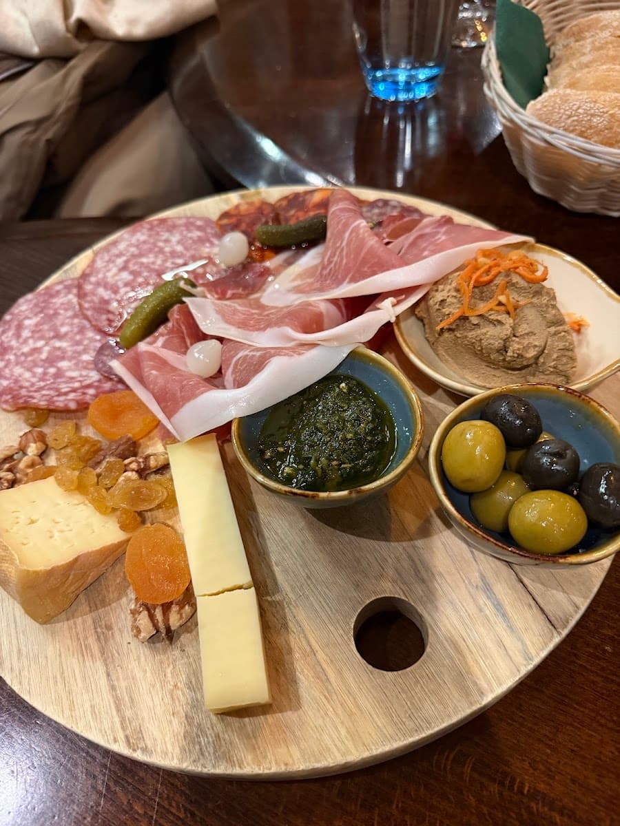 Olesya's Wine Bar & Bistro