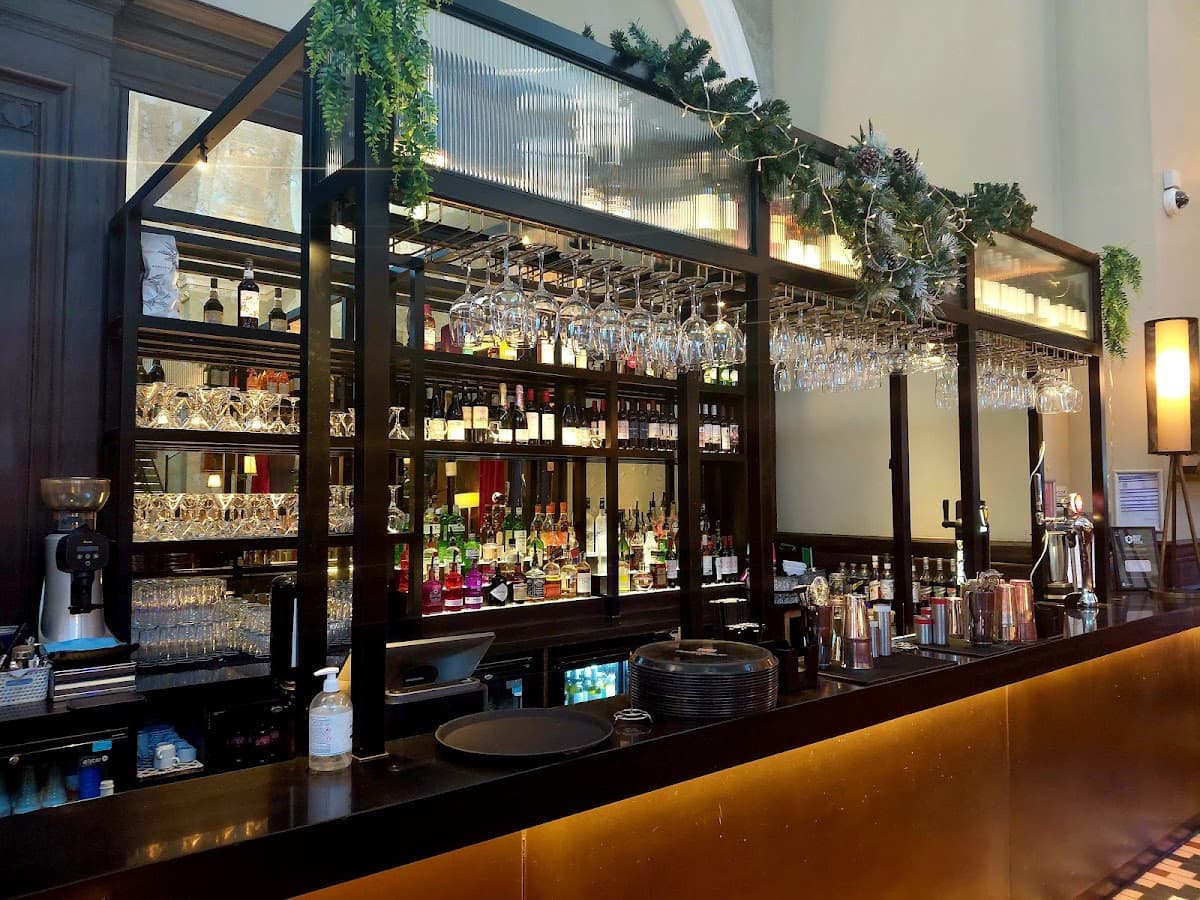 Middletons Leicester