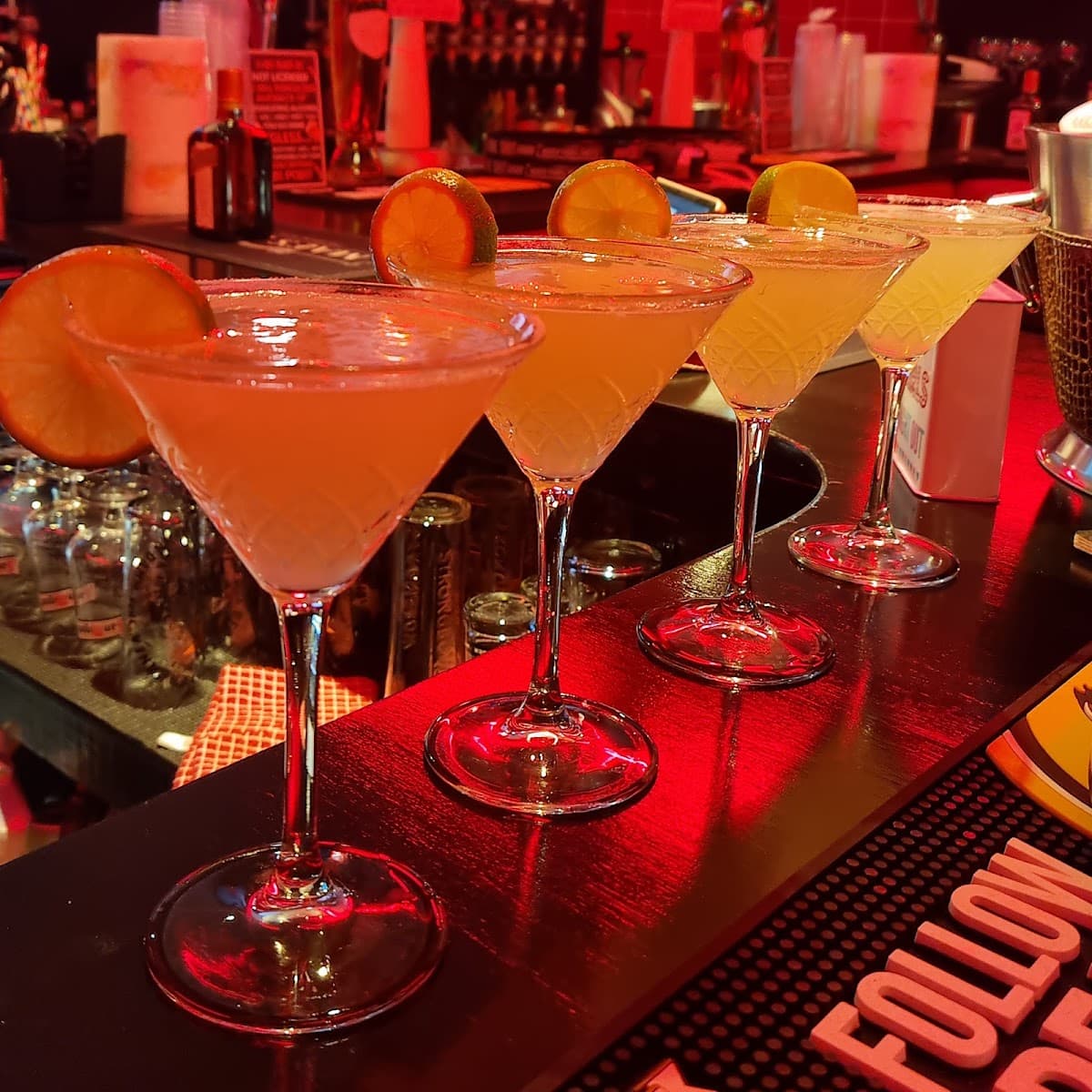 Mae's Bar