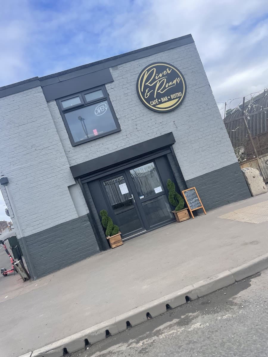 River & Roads Cafe and Bistro