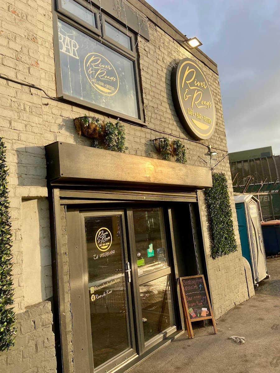 River & Roads Cafe and Bistro