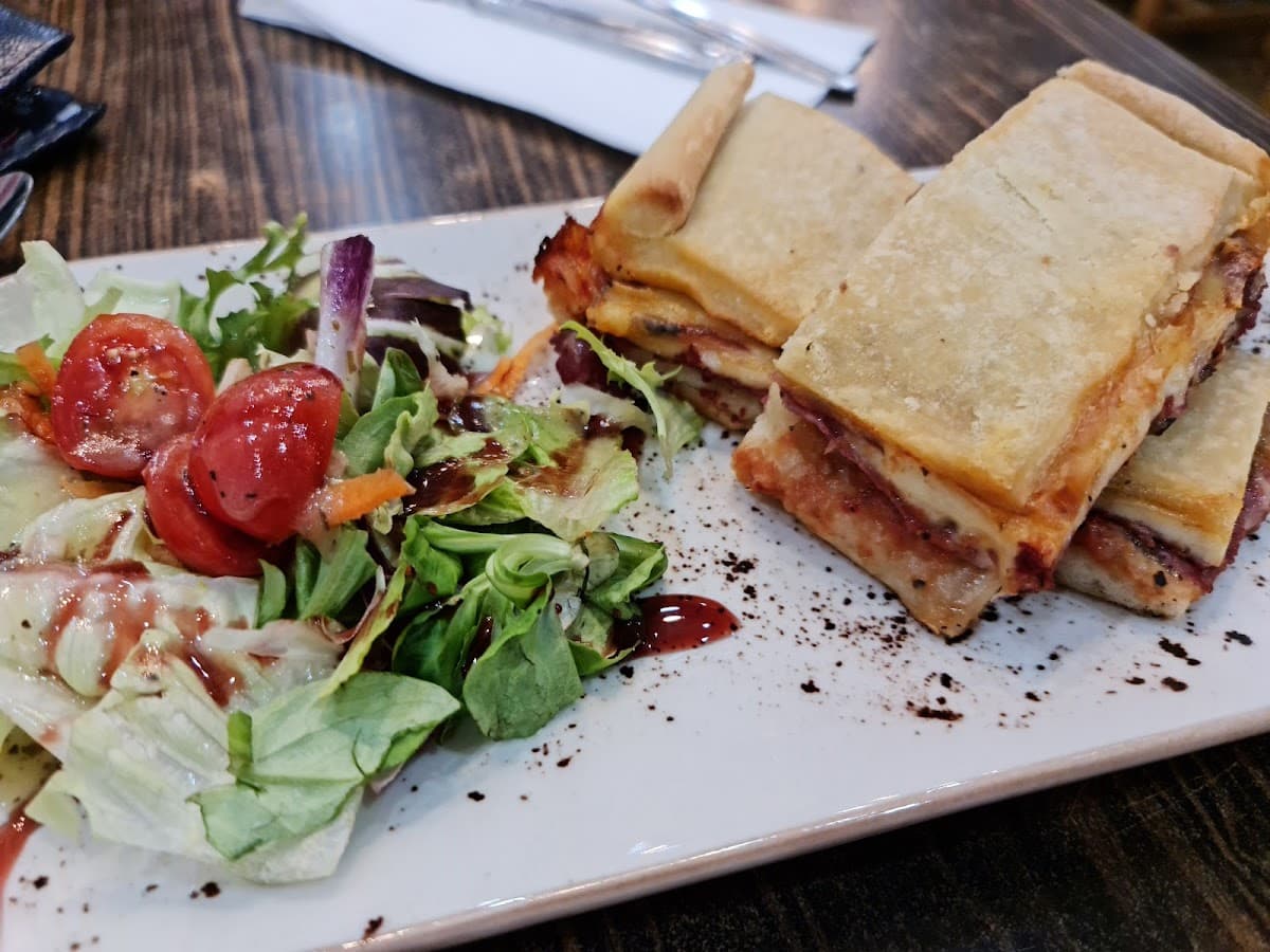 Cafe Milano
