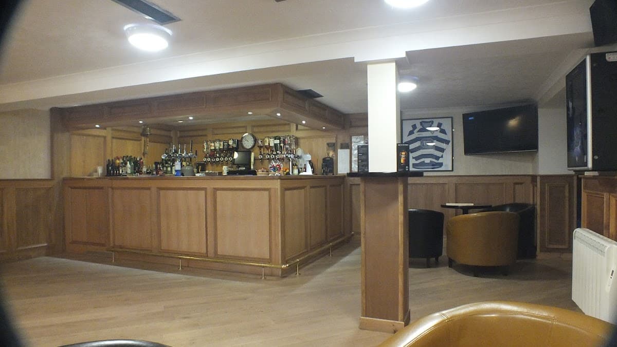 Sunny's Sports Bar