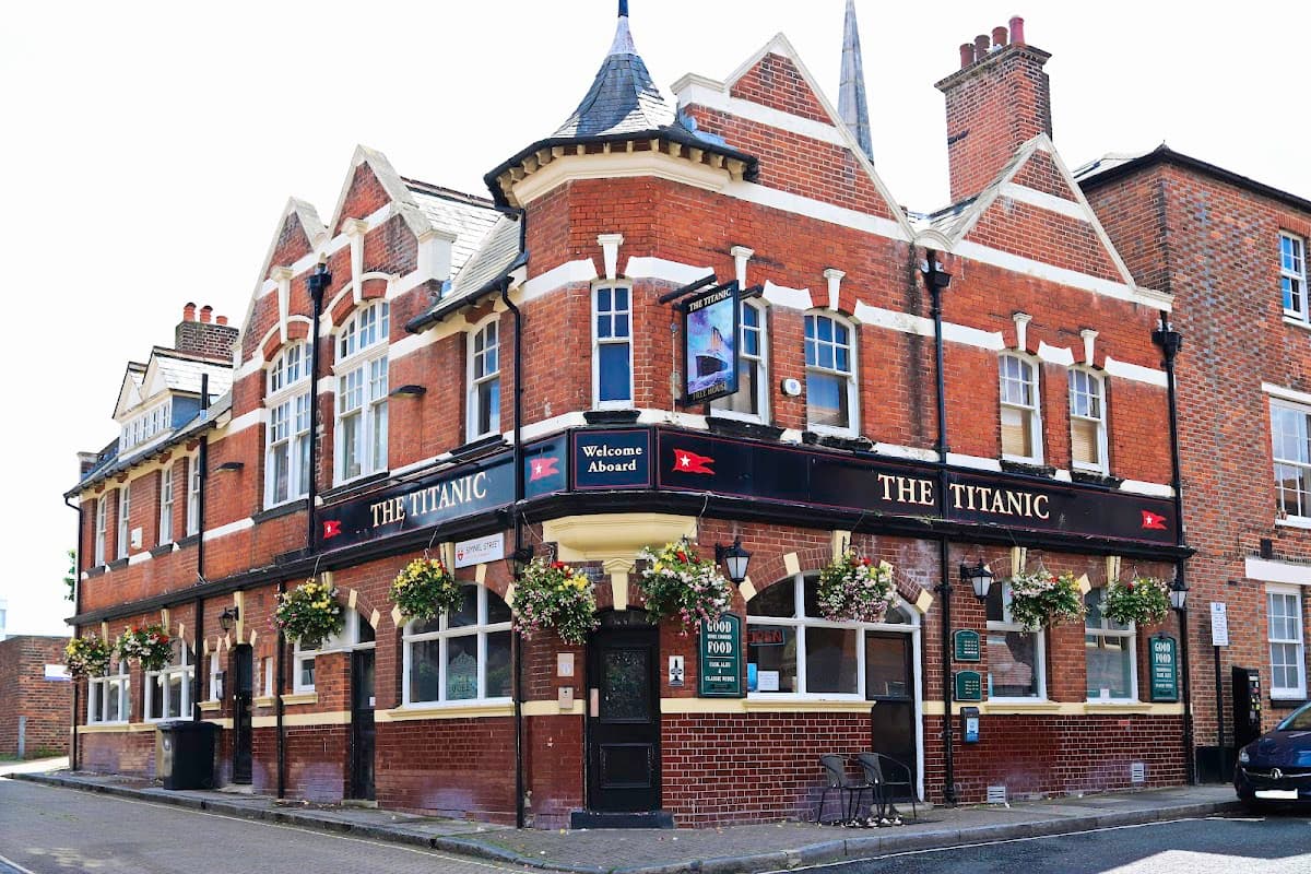 The Titanic Pub & Kitchen