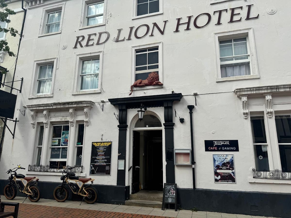 Red Lion Hotel café and bar
