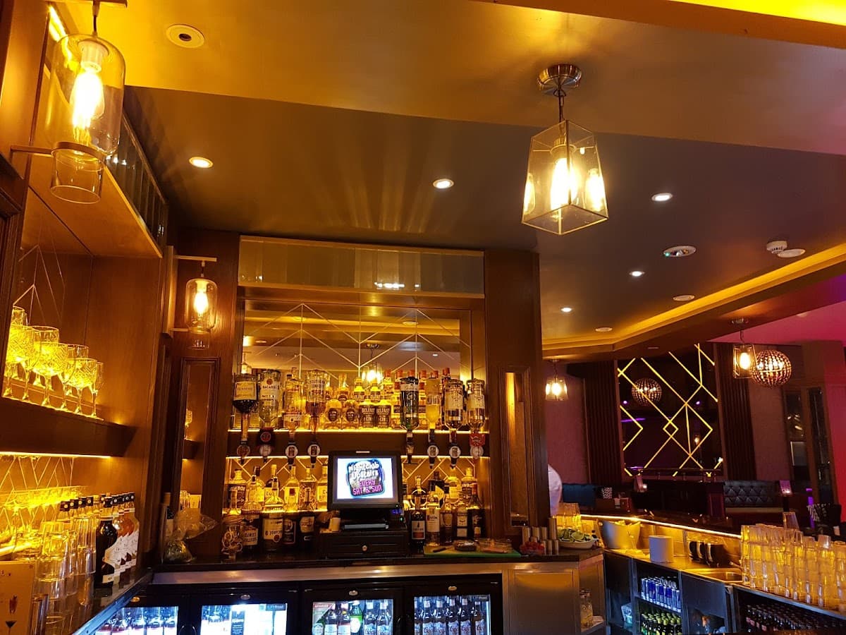 Cobbles Bar