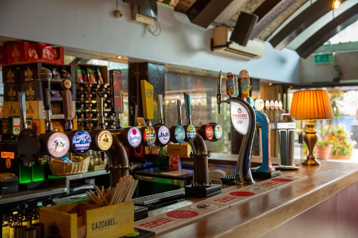Ev Bar