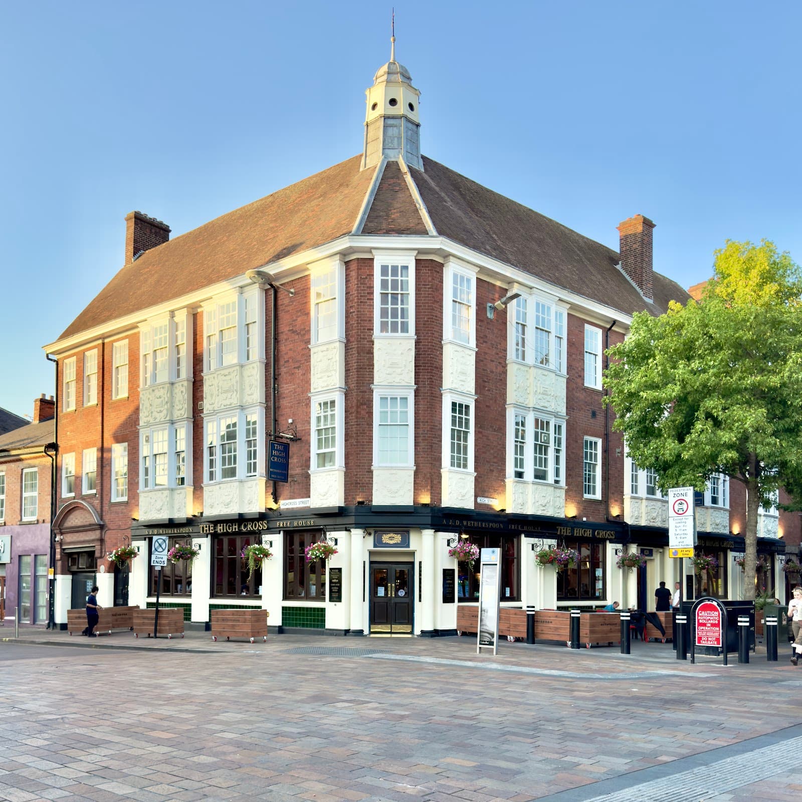The High Cross - JD Wetherspoon