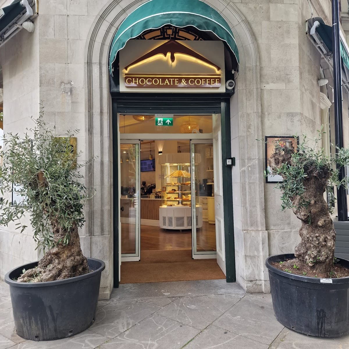 Myra Chocolate & Coffee House
