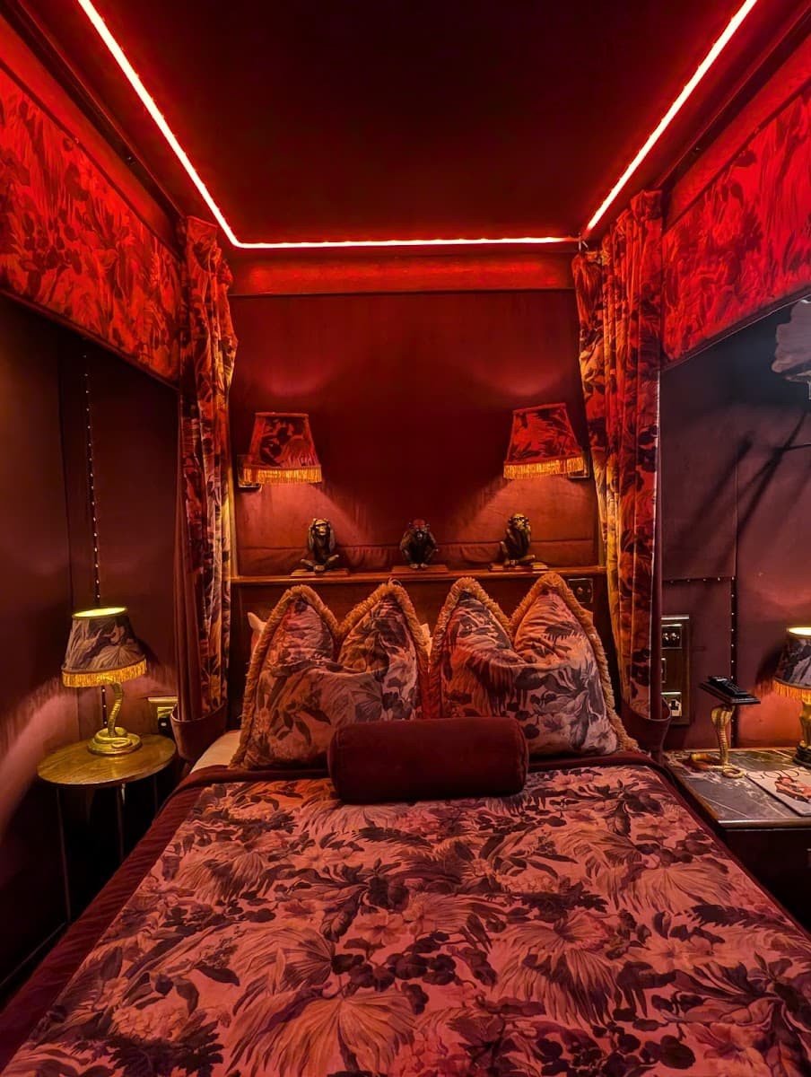 House of Gods Hotel