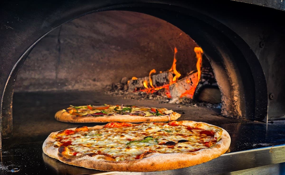 VS Wood Fired Pizza