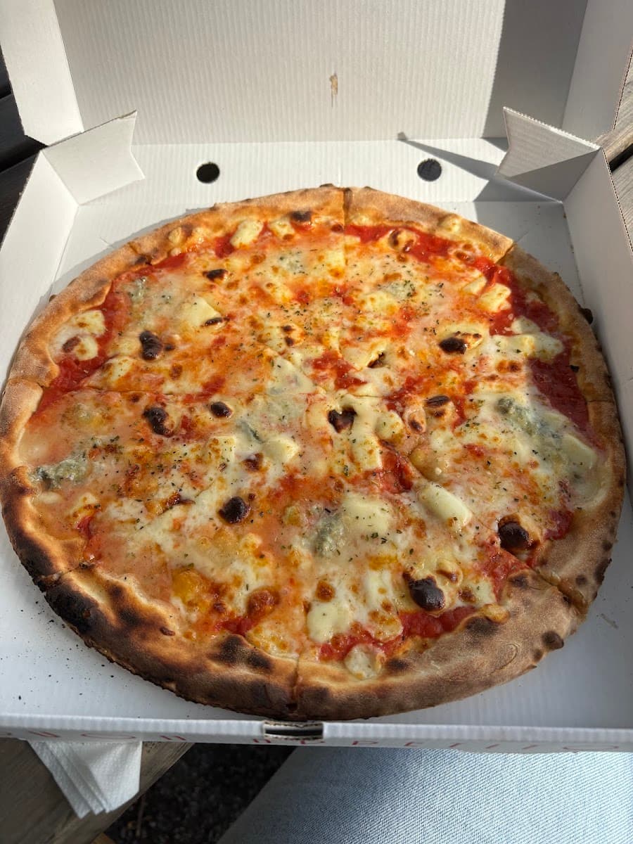 VS Wood Fired Pizza