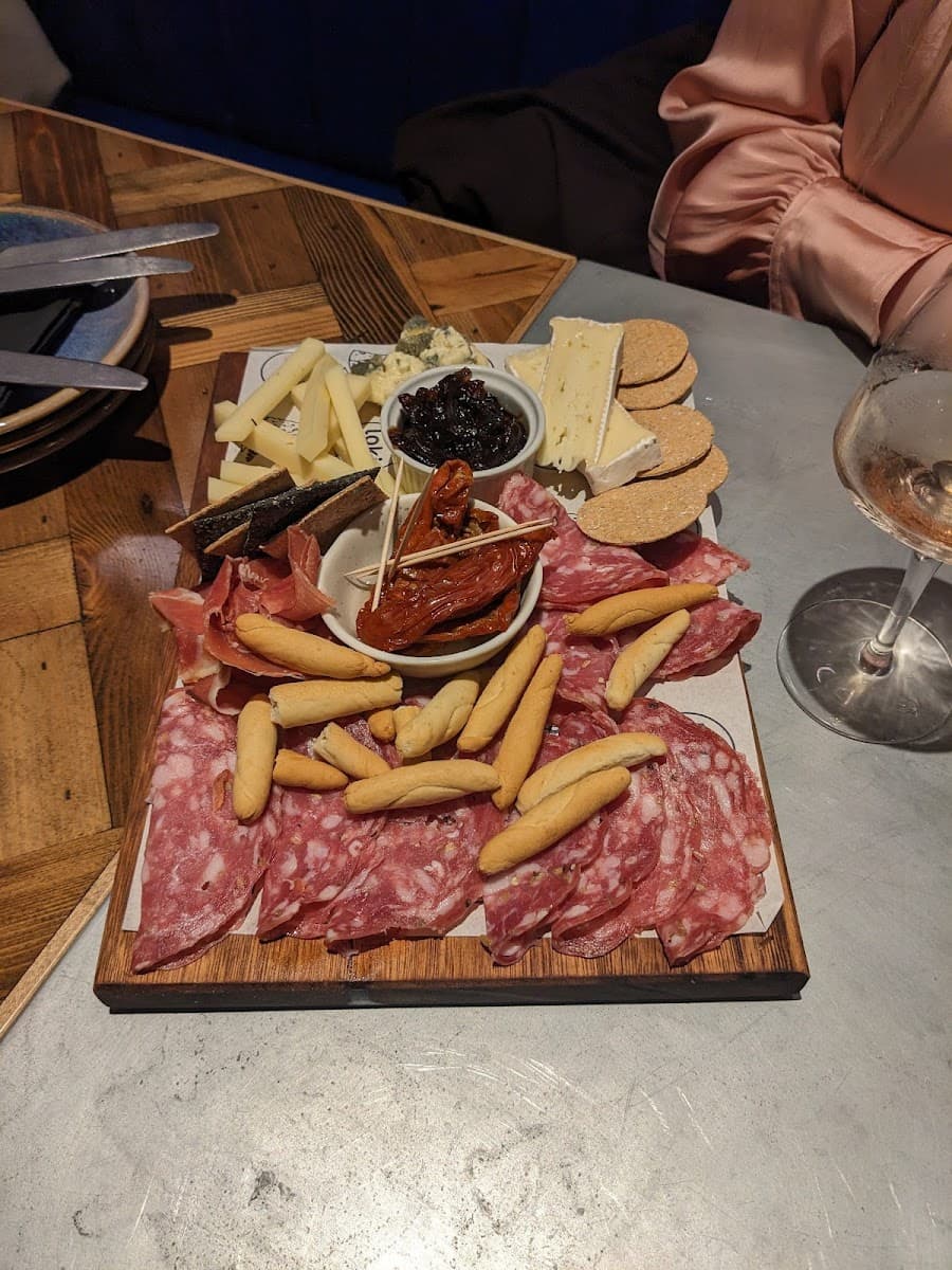 Loki Wine Bar & Shop Knowle
