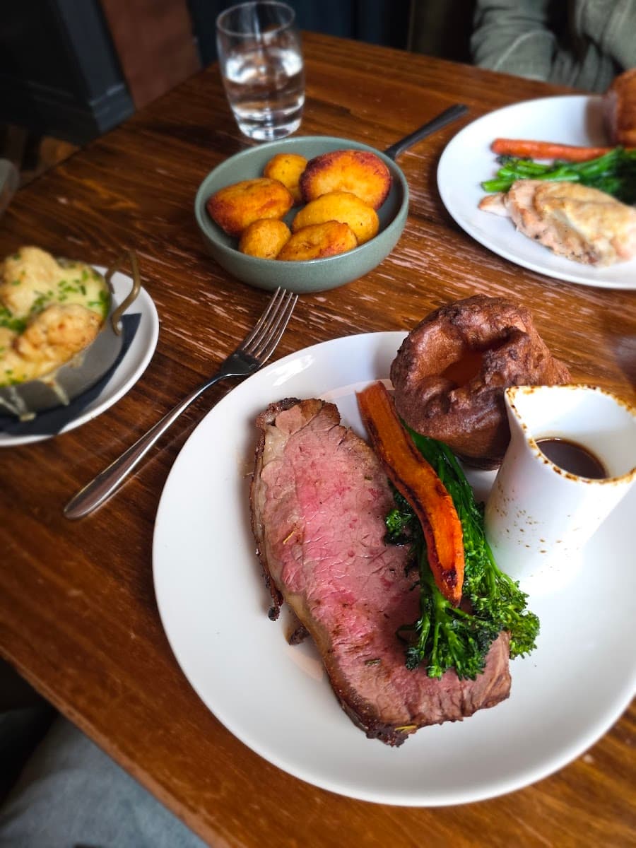 Gōst Bar & Restaurant