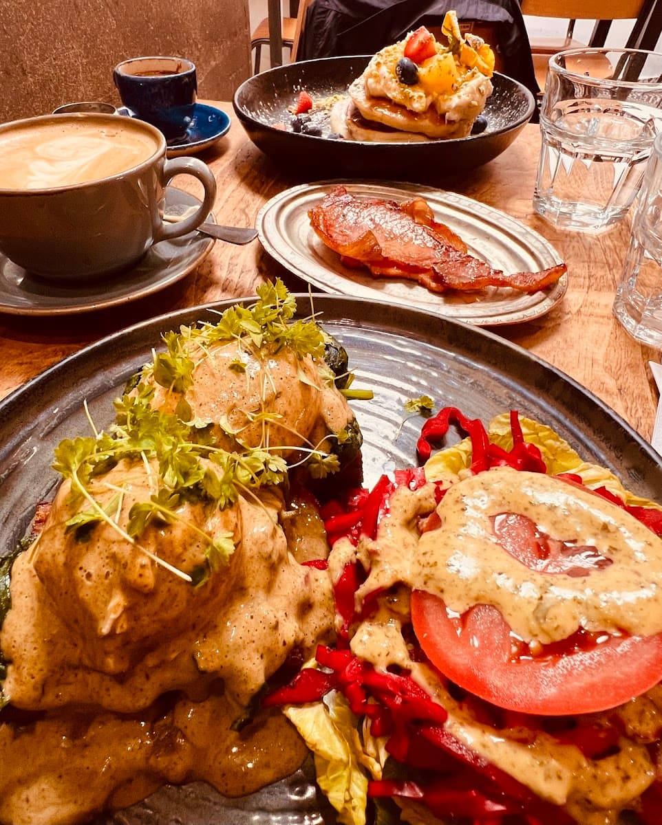 Drupe Cafe • Broadway Market
