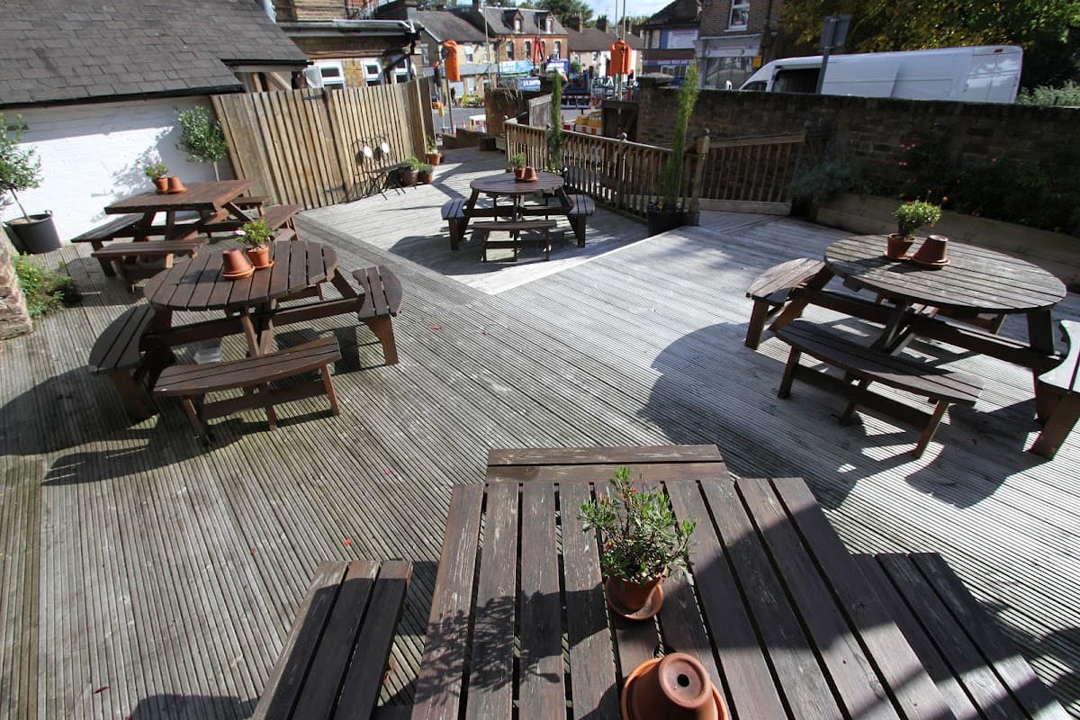 The Estcourt Arms