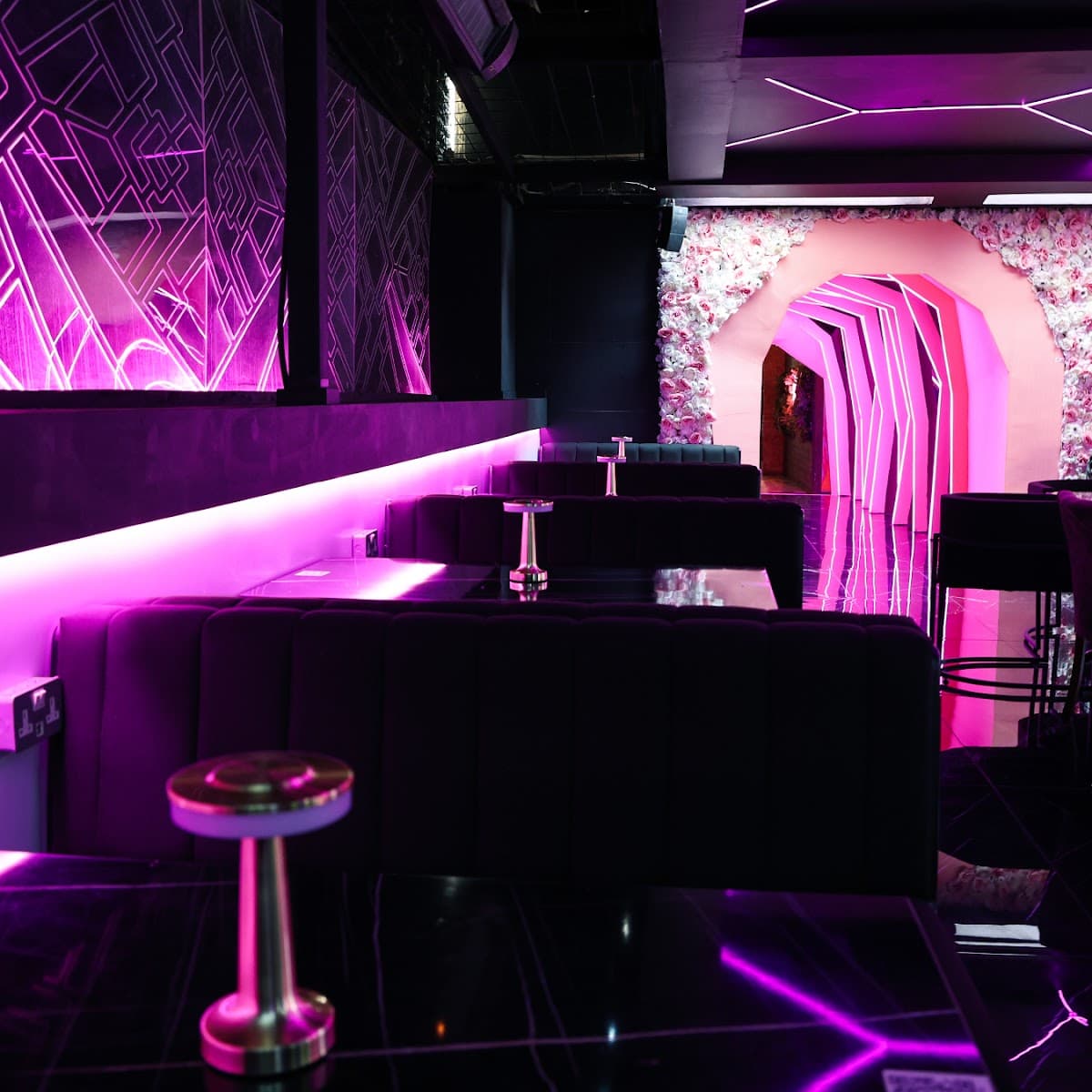 Hukka Lounge