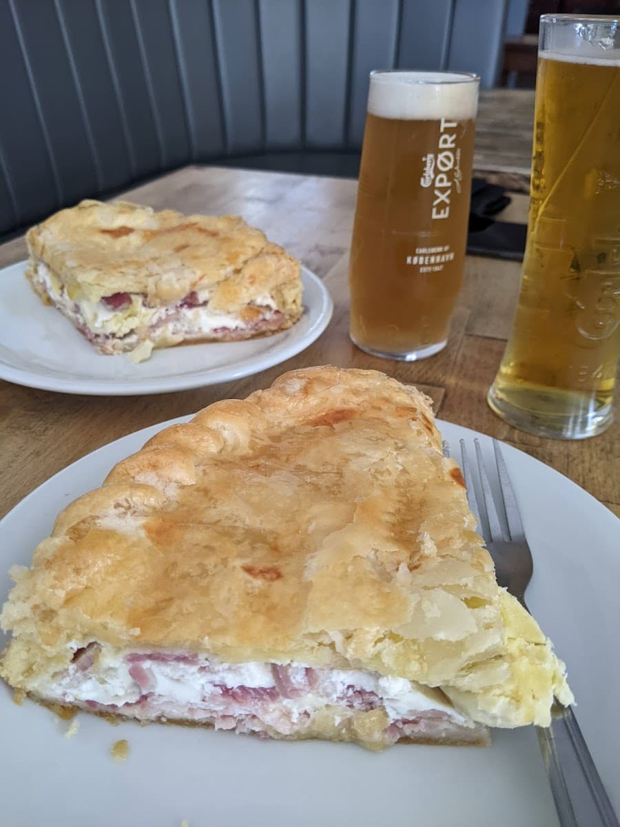 The Railway Tavern