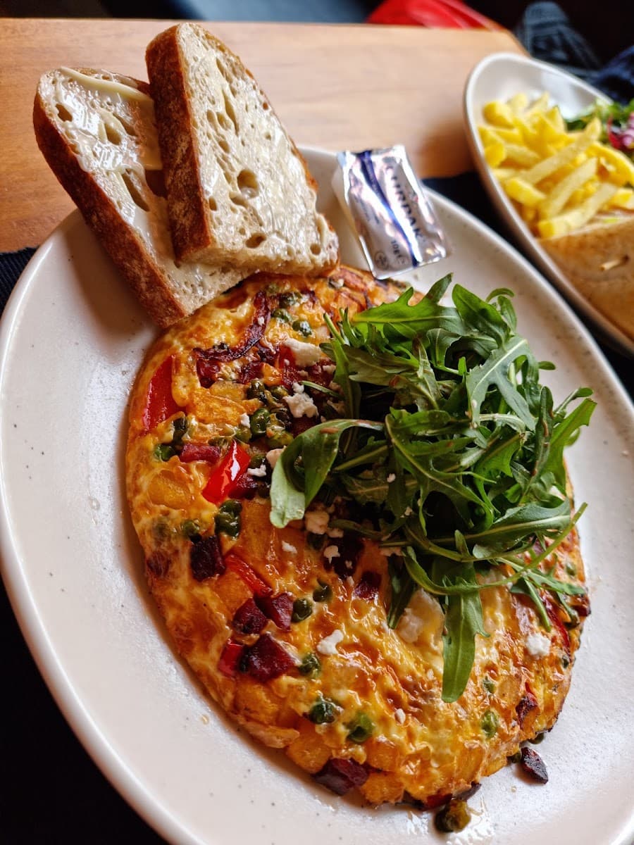 BASCO'S cafe & bistro