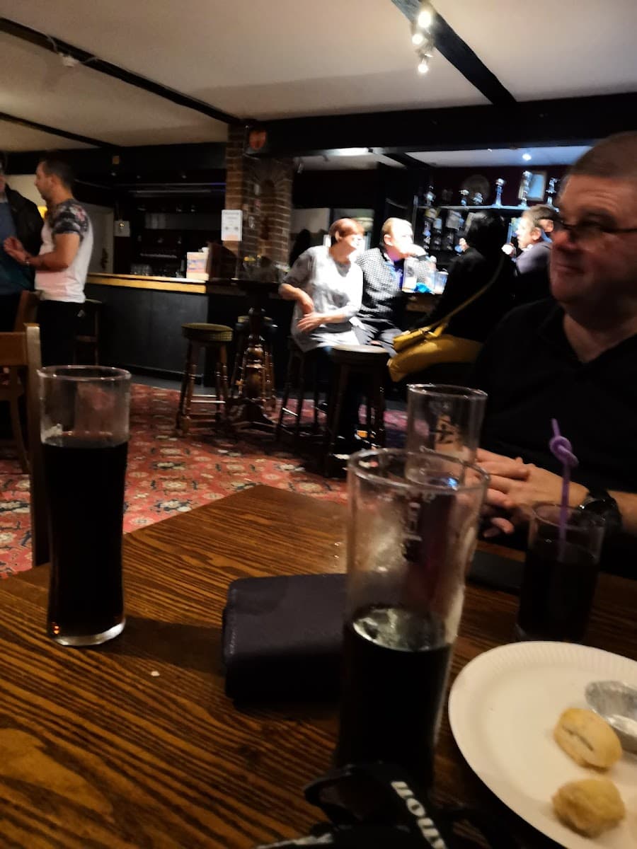 The Plough & Chequers