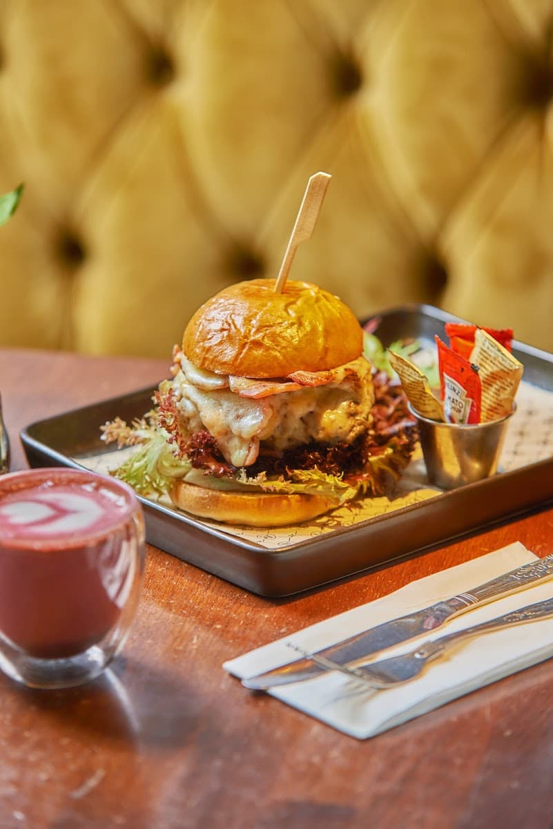 Middeys Brasserie