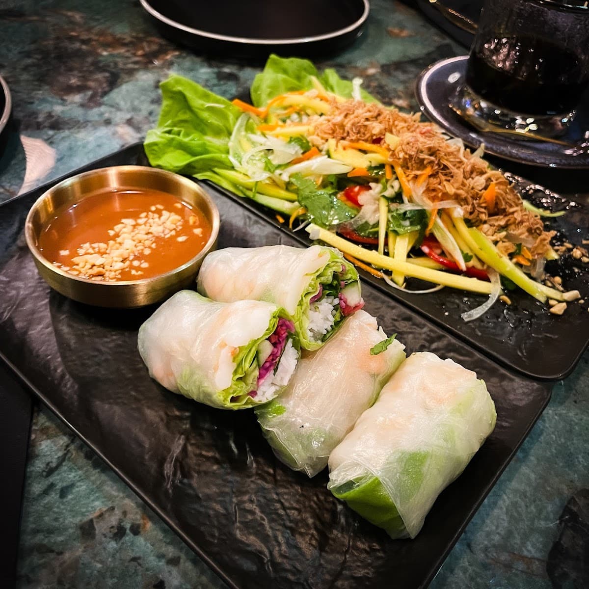 Le Viet Social