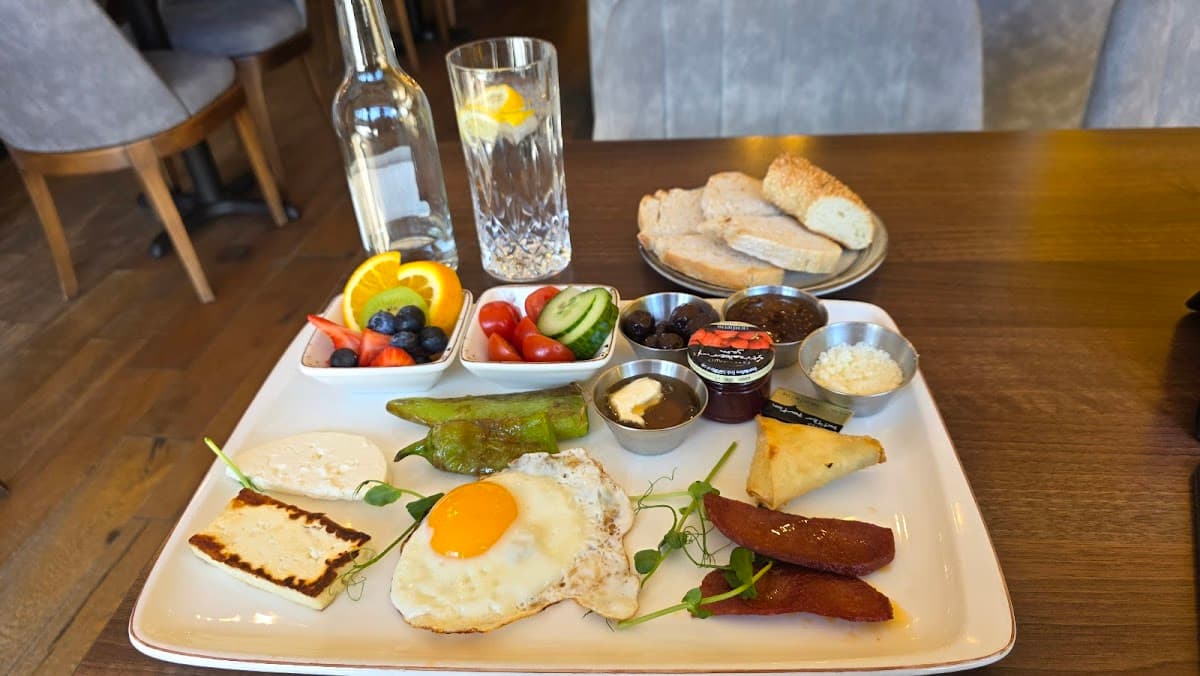 La Vida Café and Bistro