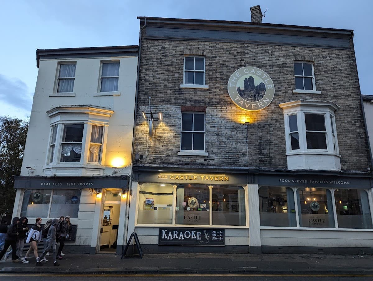 Castle Tavern