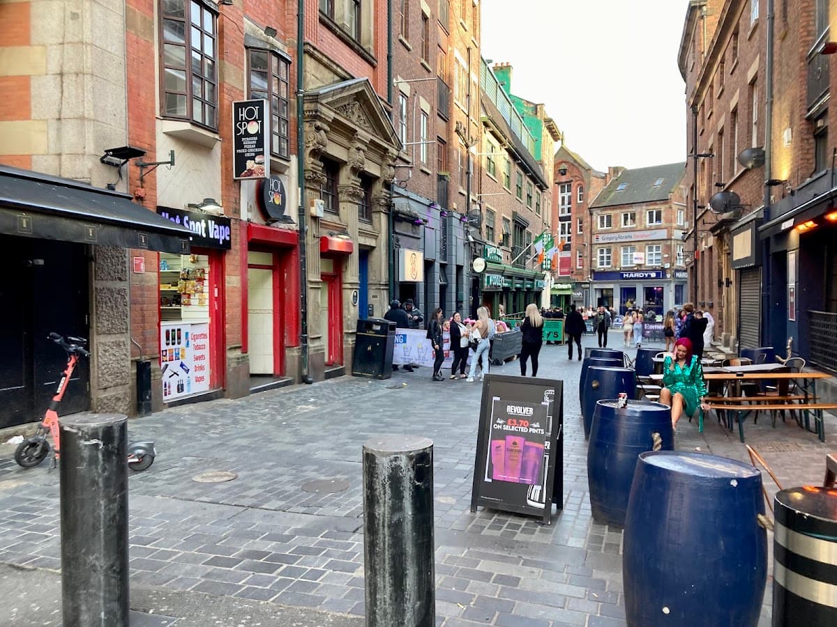 Hardy’s Bar