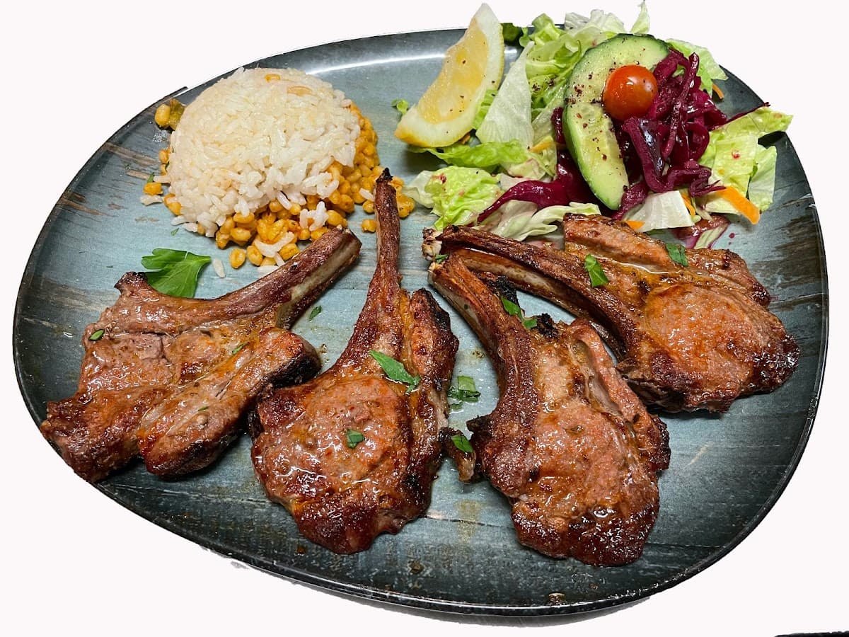 Historia Meze grill
