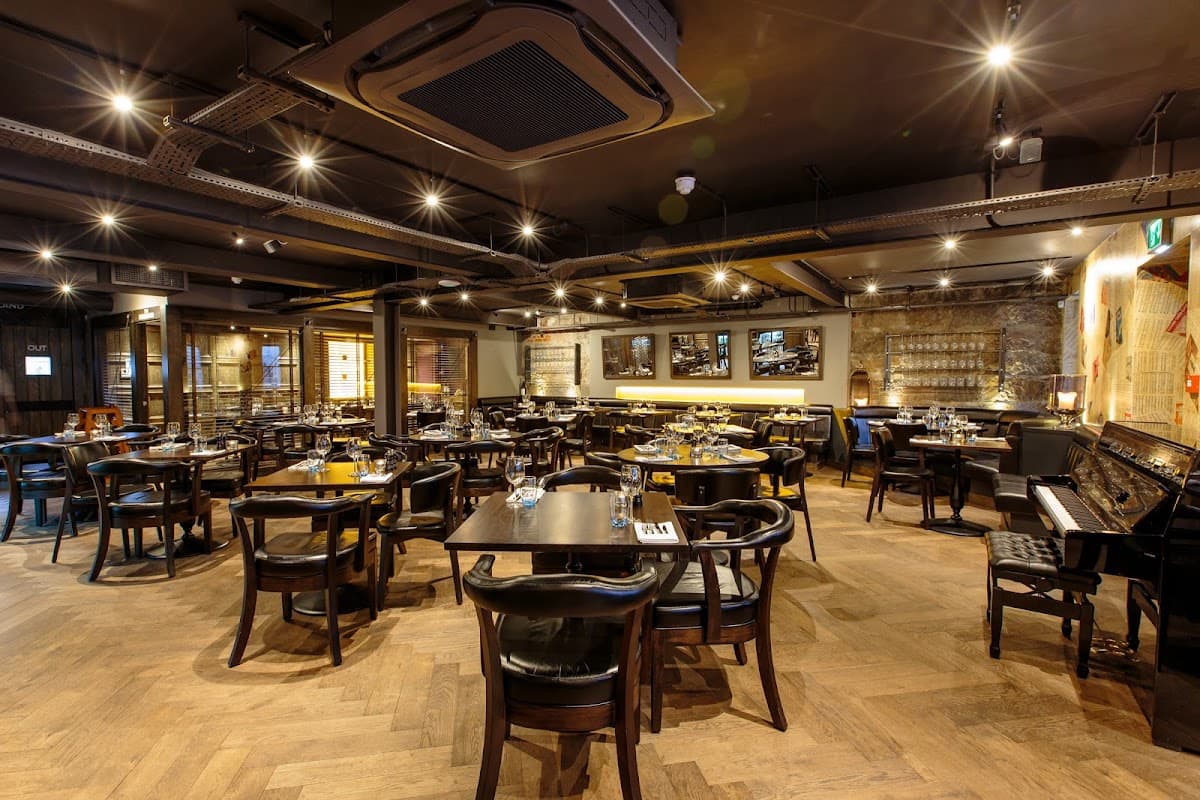 No.10 Bar and Restaurant