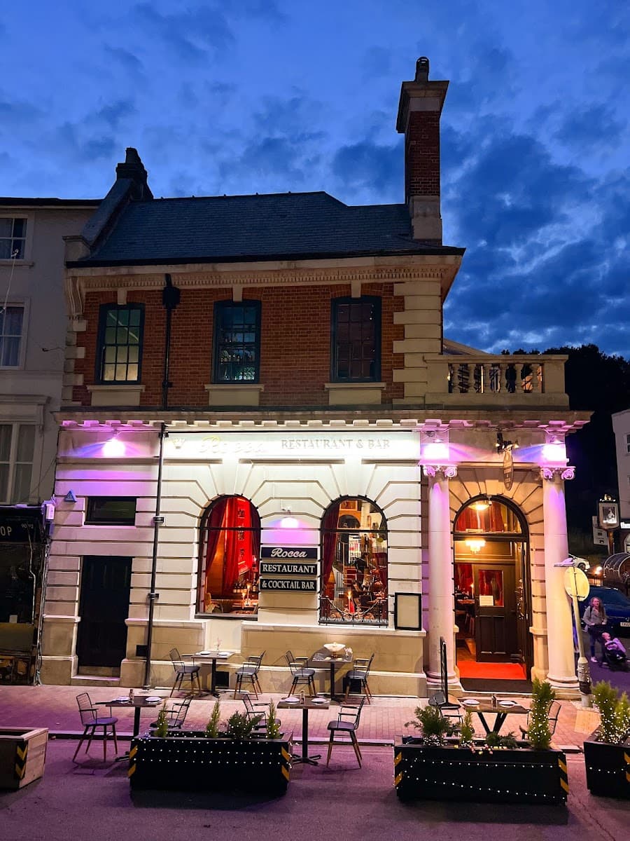 Rocca Restaurant & Cocktail Bar
