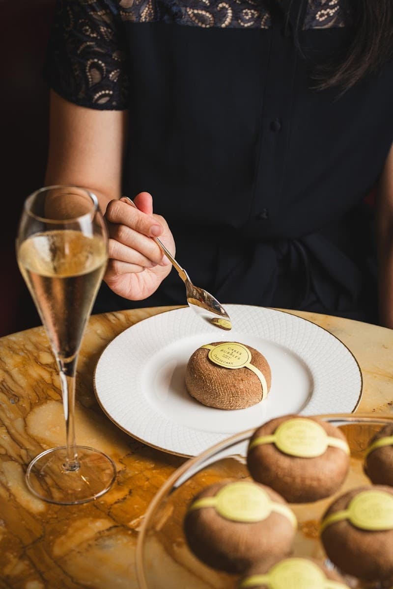 Cakes & Bubbles by Albert Adrià