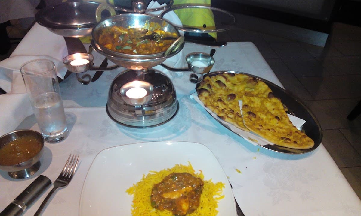 Delhi Deluxe Restaurant