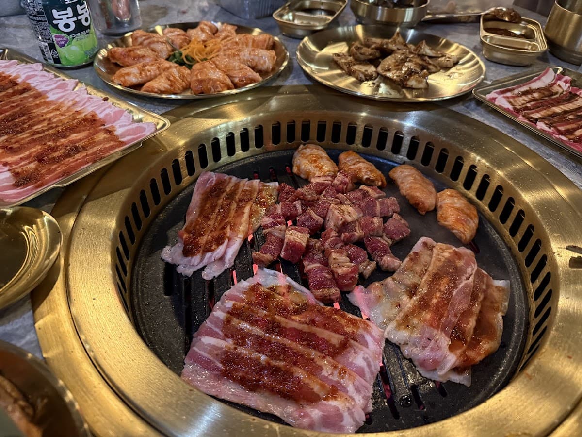 Sizzle Hotpot&BBQ buffet火锅烤肉