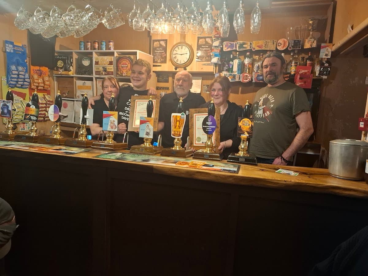 Broomfield Tavern