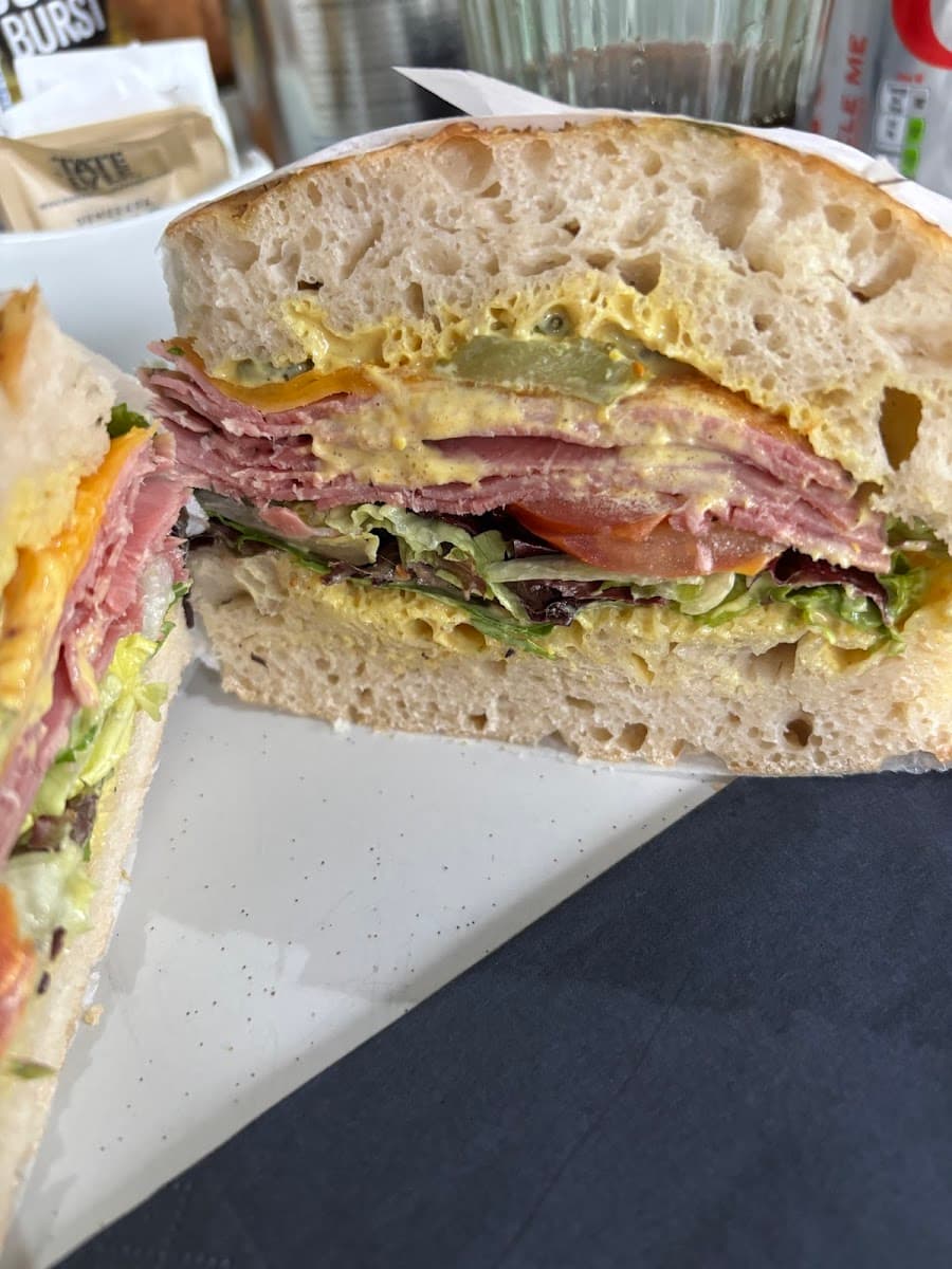 Nonna Juana Delicatessen