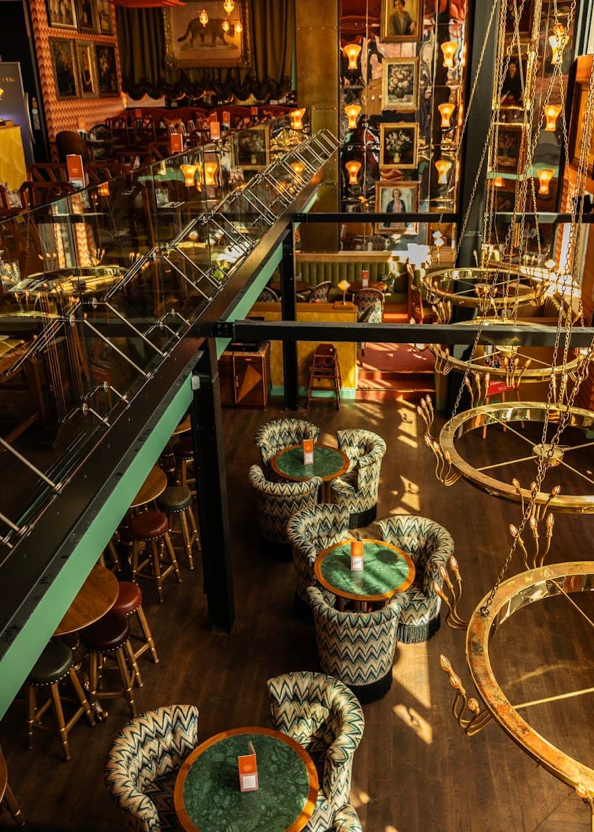 Cosy Club