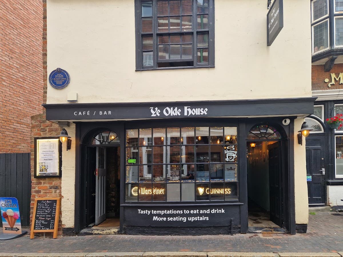 Ye Olde House Hull Old Town