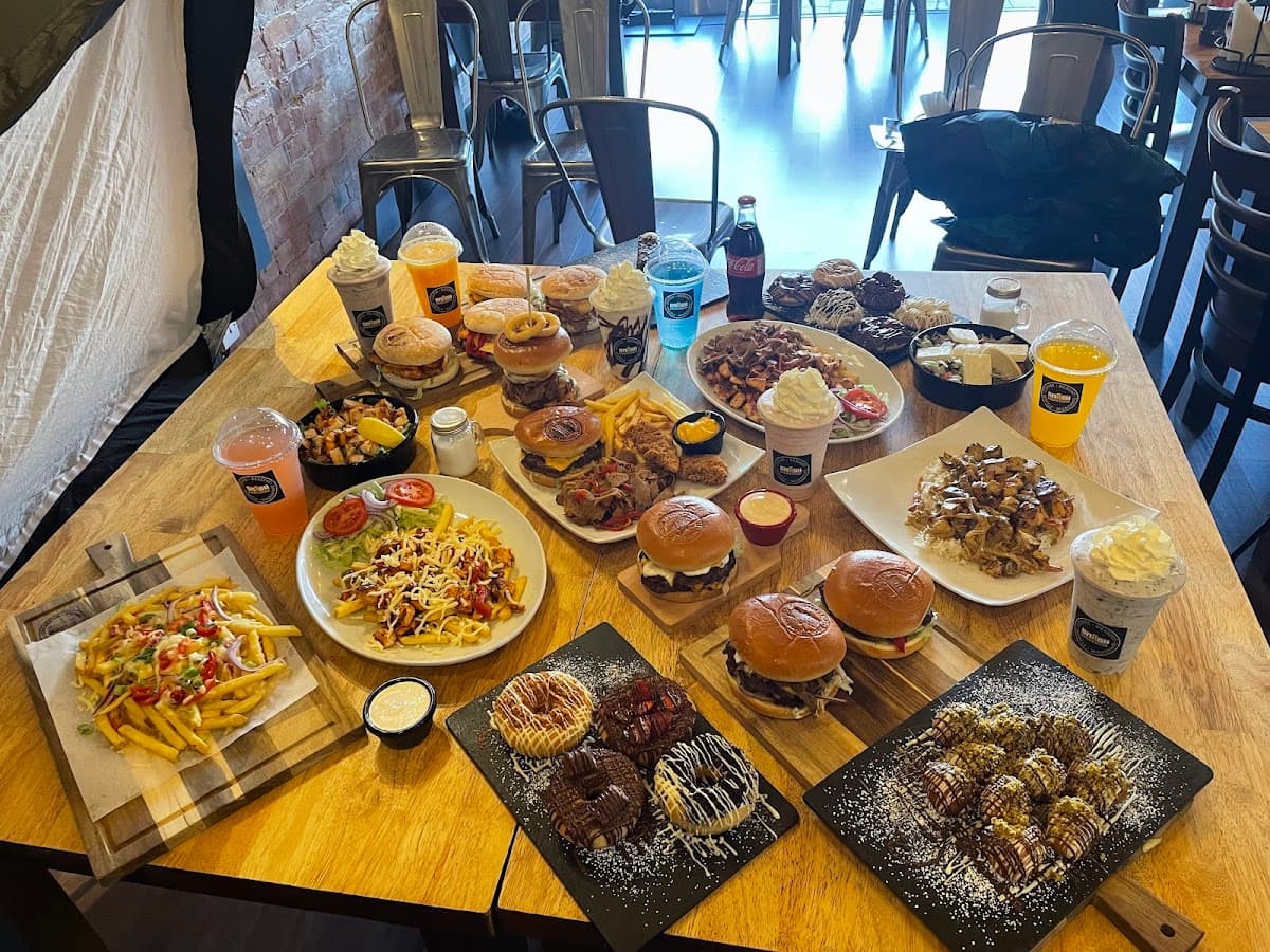Donny Smash Pizza, Burger & Dessert