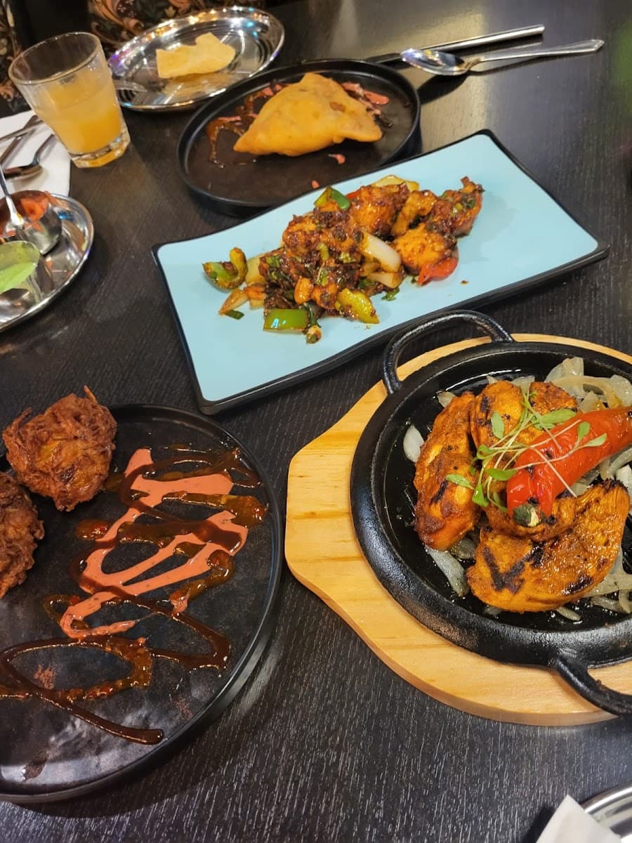 Nanas Social Dining