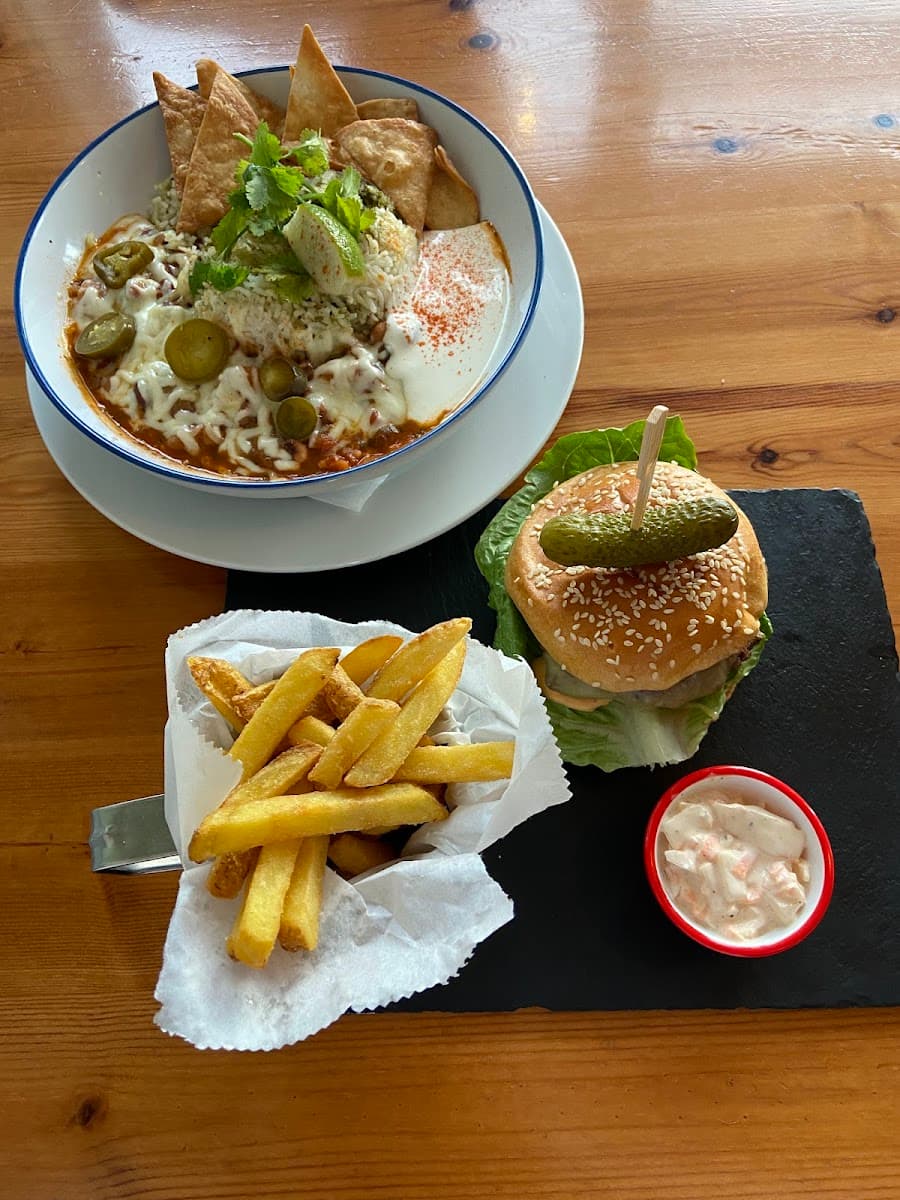 The Offbeat Bar & Kitchen Crantock