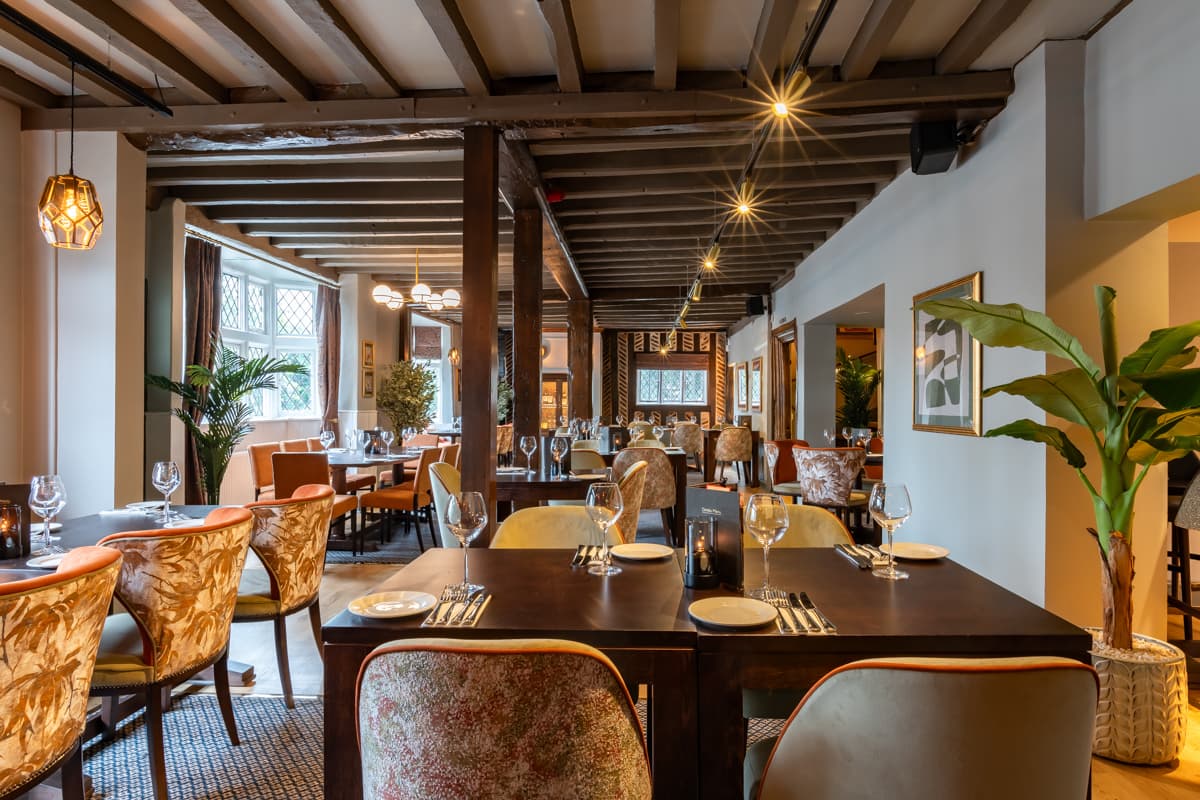 Horse & Groom Merrow