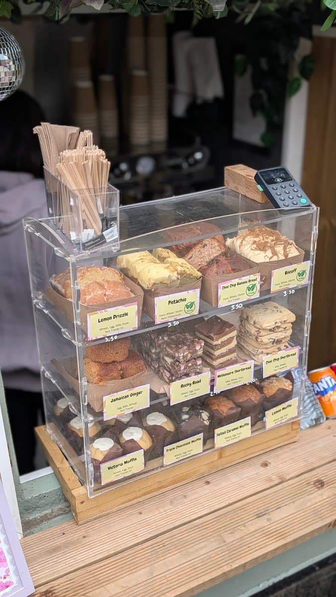 The coffee & cake boat