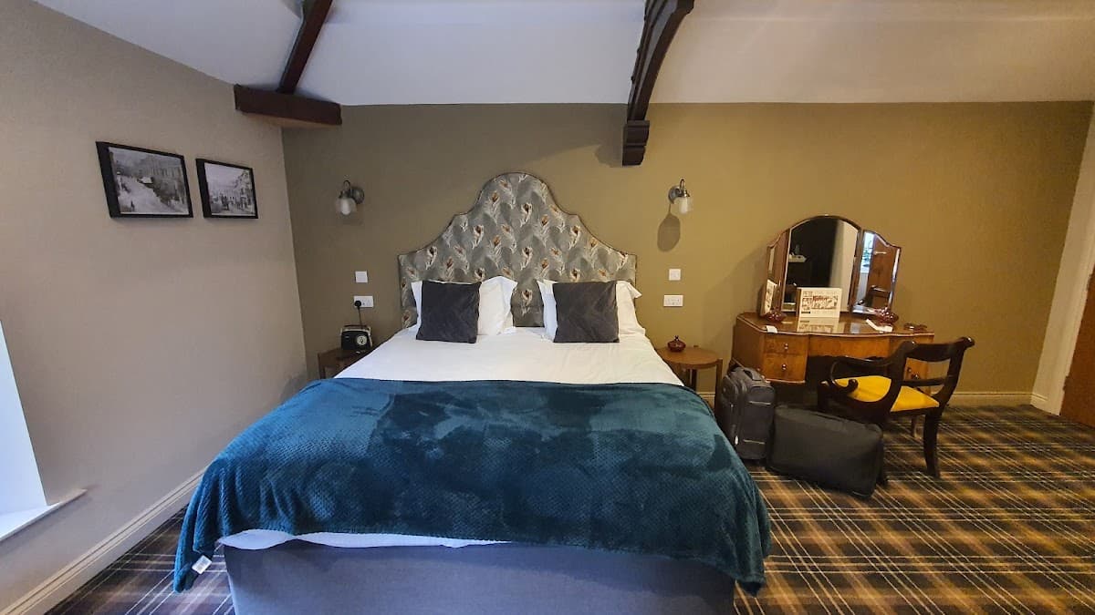 The Lounge Hotel & Bar, Penrith