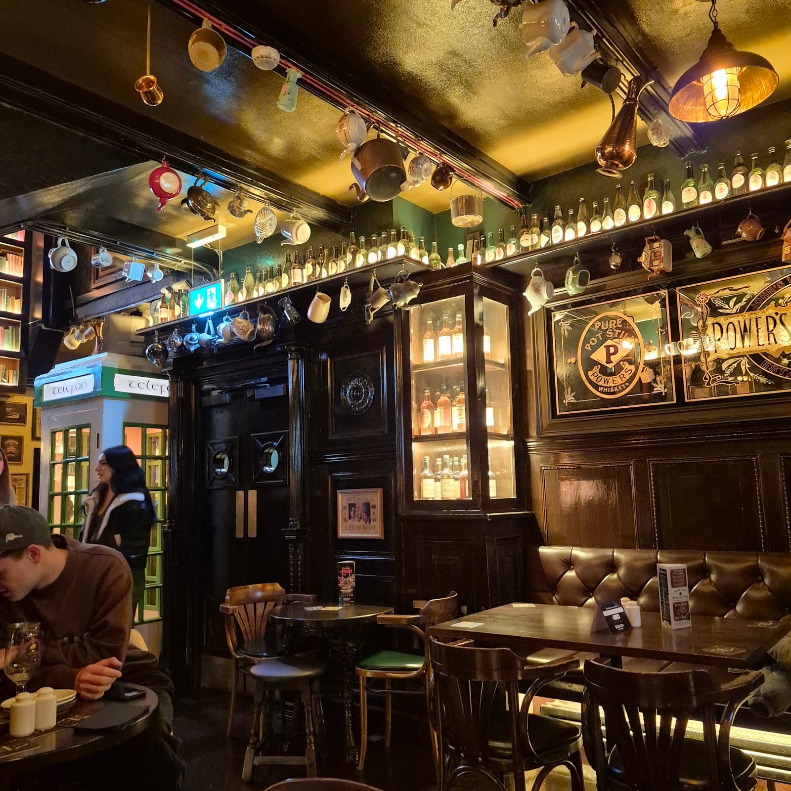 McCaffertys at the Barge