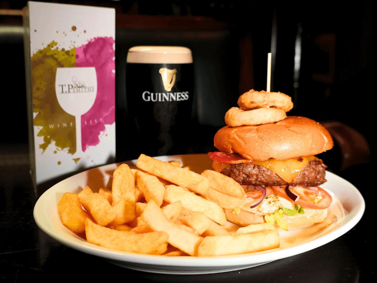 TP Smith's Bar and Restaurant