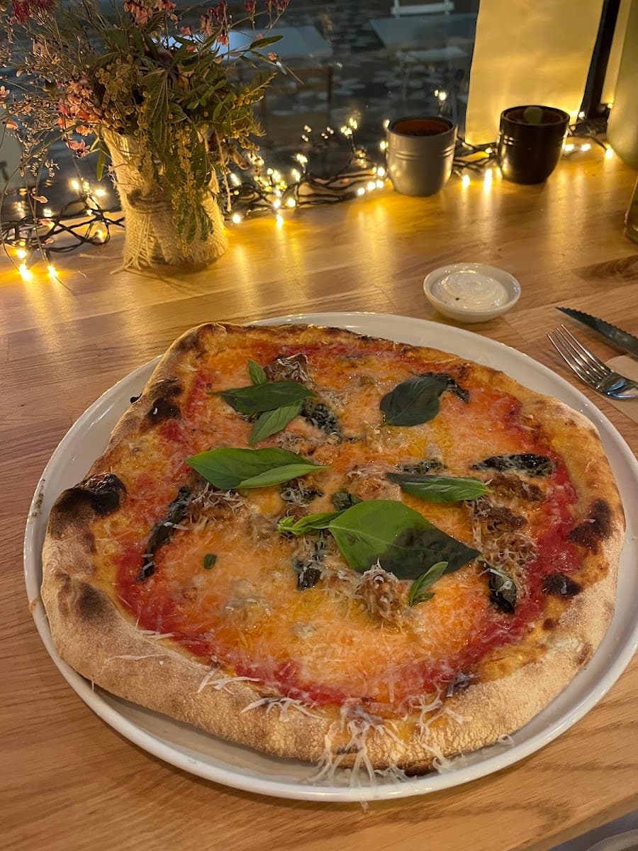 Back Garden Pizzeria