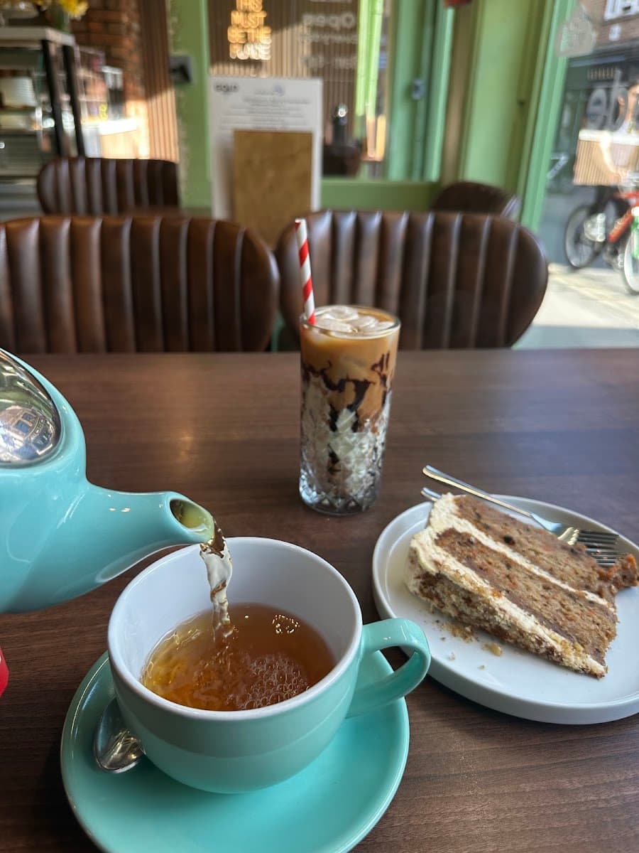 GOLD Café